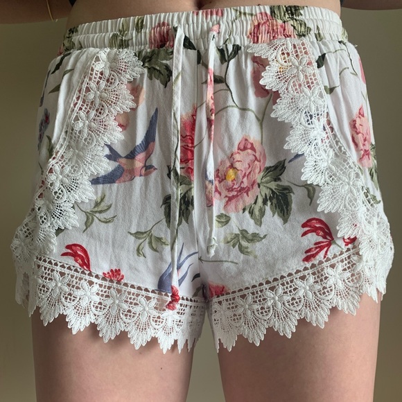 H&M Floral shorts - Picture 5 of 5